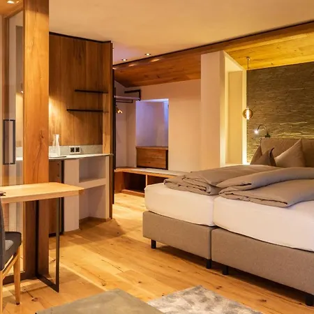 Haus Am Fang Alojamento de Acomodação e Pequeno-almoço Sankt Anton am Arlberg