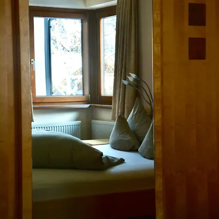 Haus Am Fang Alojamento de Acomodação e Pequeno-almoço Sankt Anton am Arlberg